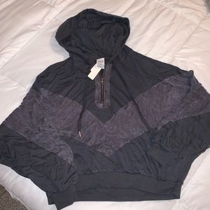 PINK Sporty Cropped Hoodie